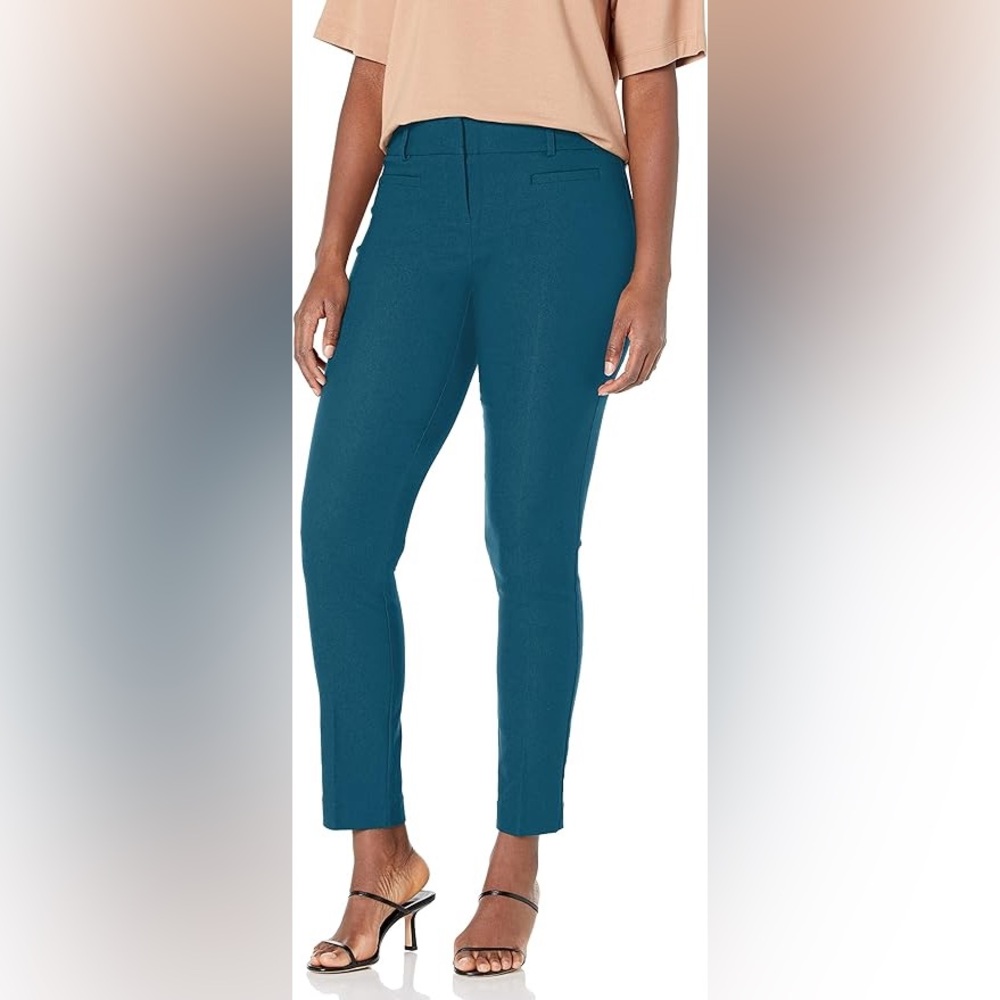 NWT Women's Straight Fit Super Stretch Textured Pants 12
